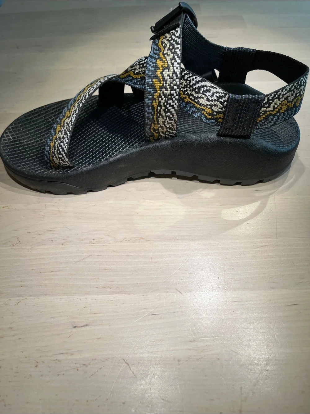 Great condition Chaco Men's Z/1 Rapid Pro Adjustable Strap Classic Sandal l